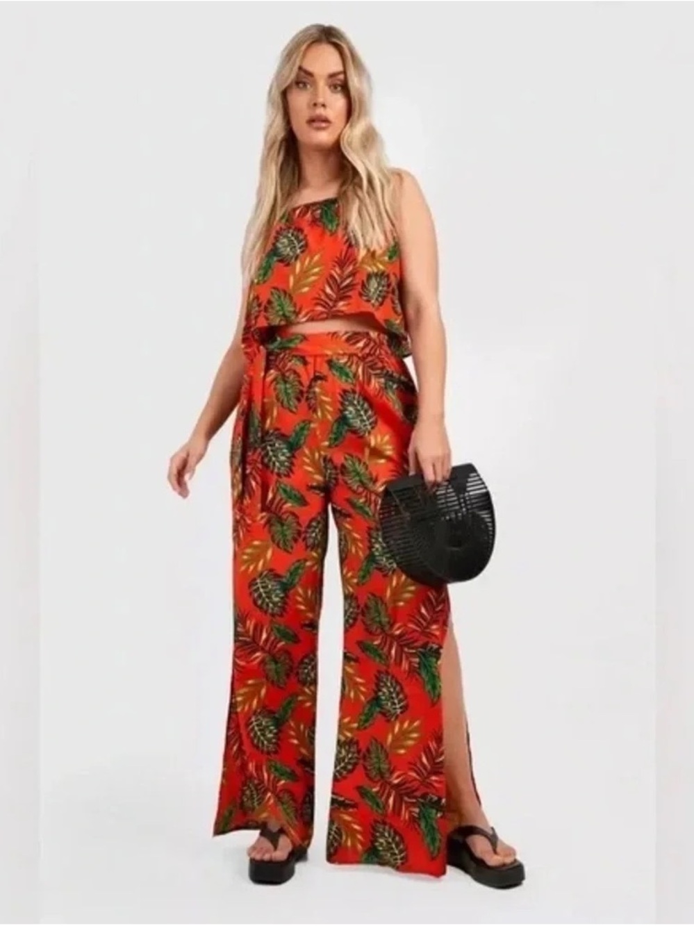 Boohoo | PLUS PALM PRINT TIE WAIST TROUSERS AND TOP CO-ORD 2 Piece Set